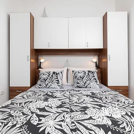 Apartament Franc By El-pi Tours *