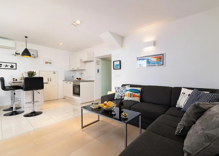 Franc By El-pi Tours